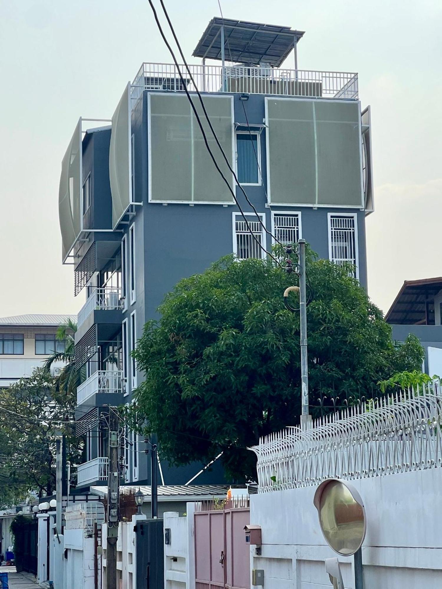 山森套房/两卧室套房公寓 曼谷 外观 照片